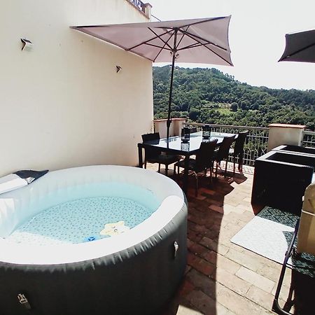 Comfortable Apartment With Sea View In Falcinello Ngoại thất bức ảnh