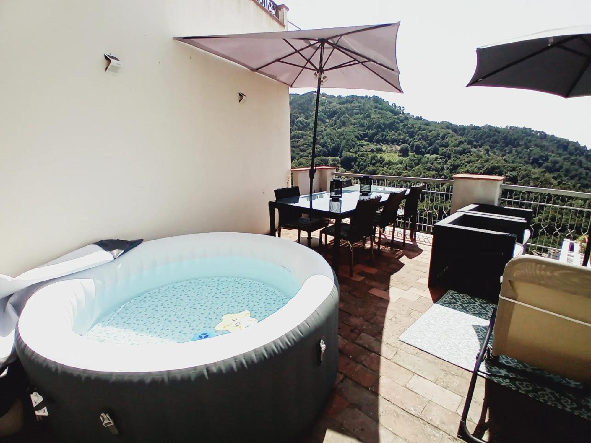 Comfortable Apartment With Sea View In Falcinello Ngoại thất bức ảnh